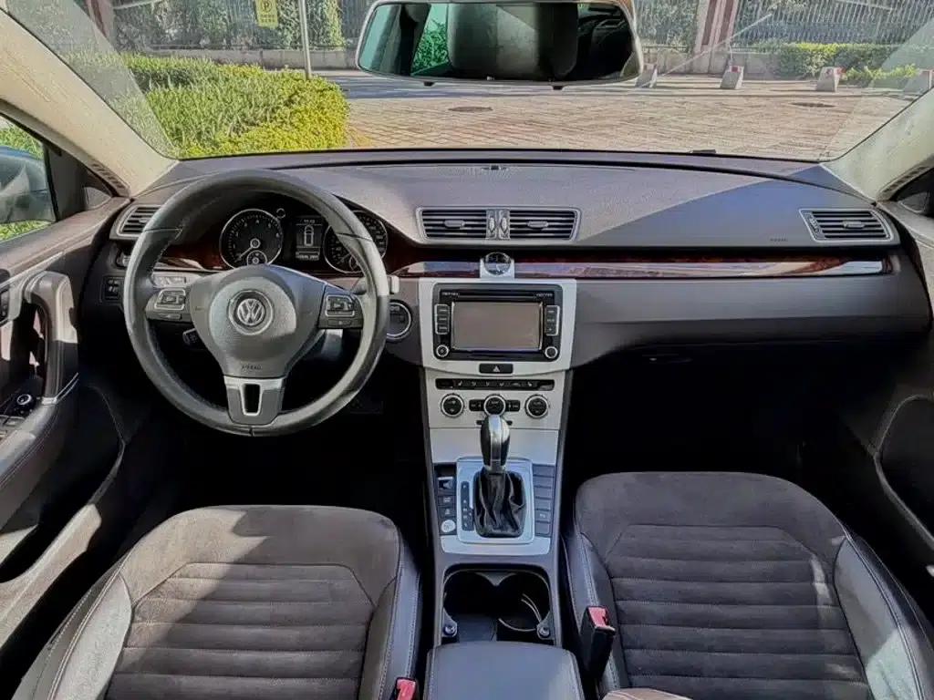 2012 Imported Volkswagen Passat Touring Edition 2.0TSI Comfort — миниатюра 8