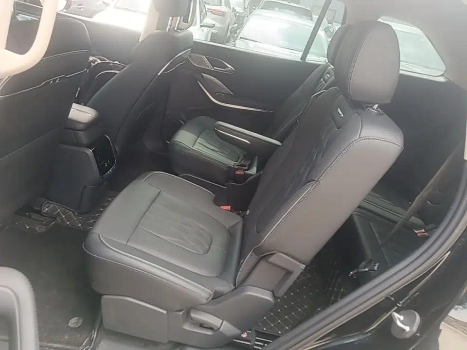 Hongqi HS7 PHEV 2024 2.0T PHEV Four-Wheel Drive Flagship Edition 6 Seats — миниатюра 20