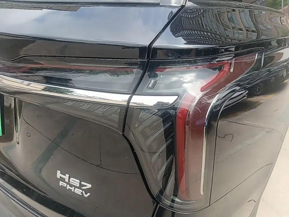 Hongqi HS7 PHEV 2024 2.0T PHEV Four-Wheel Drive Flagship Edition 6 Seats — миниатюра 9