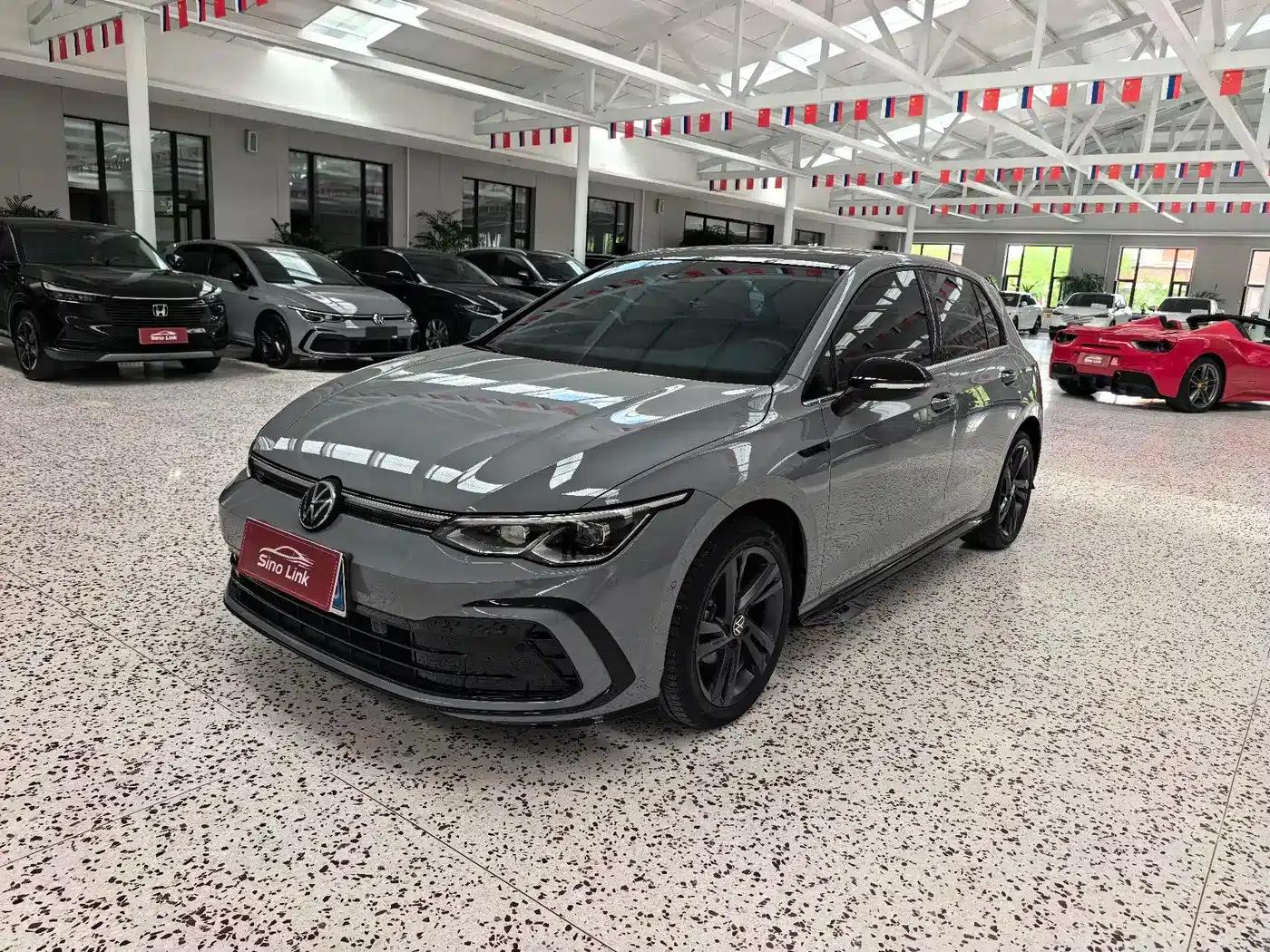 2023 Golf 280TSI DSG R-Line Lite — миниатюра 1