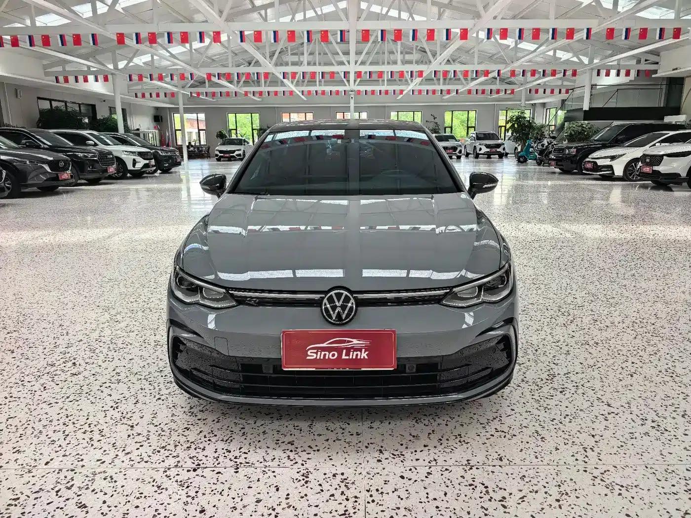 2023 Golf 280TSI DSG R-Line Lite — миниатюра 2