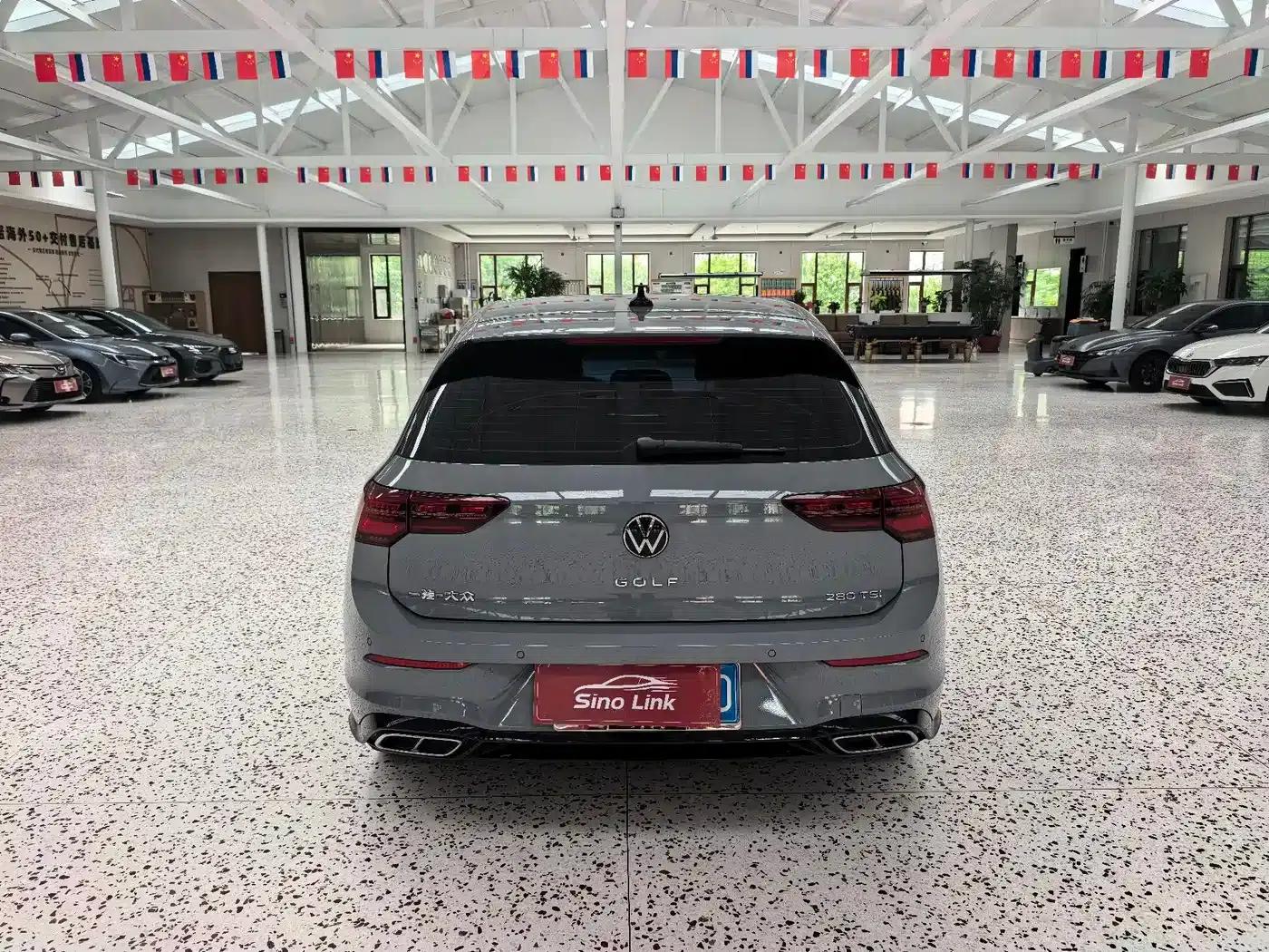 2023 Golf 280TSI DSG R-Line Lite — миниатюра 6