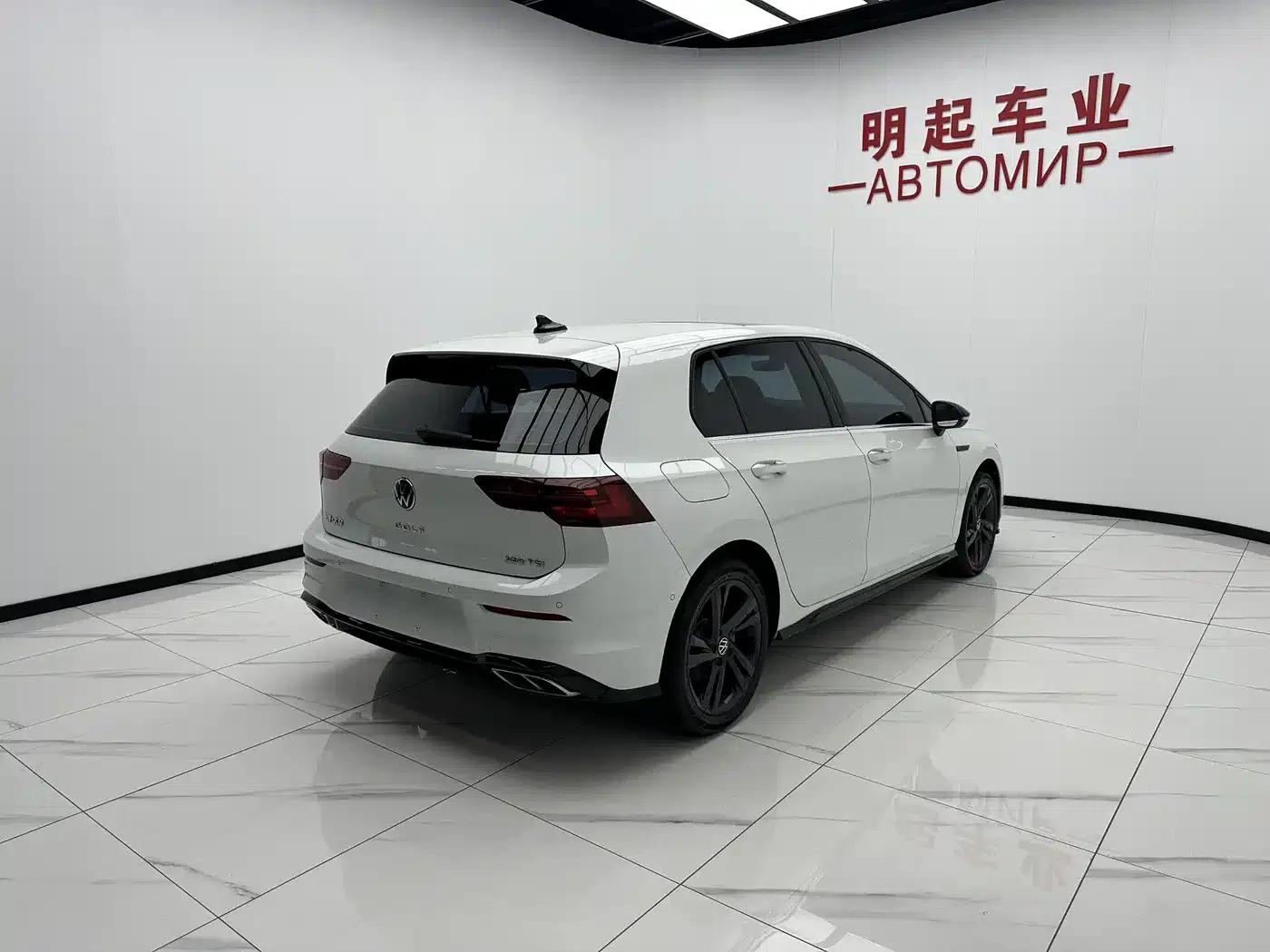 2023 Golf 280TSI DSG R-Line Lite — миниатюра 9