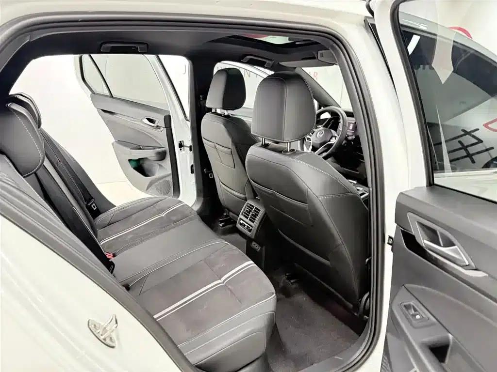 2023 Golf Facelift 280TSI DSG R-Line — миниатюра 14