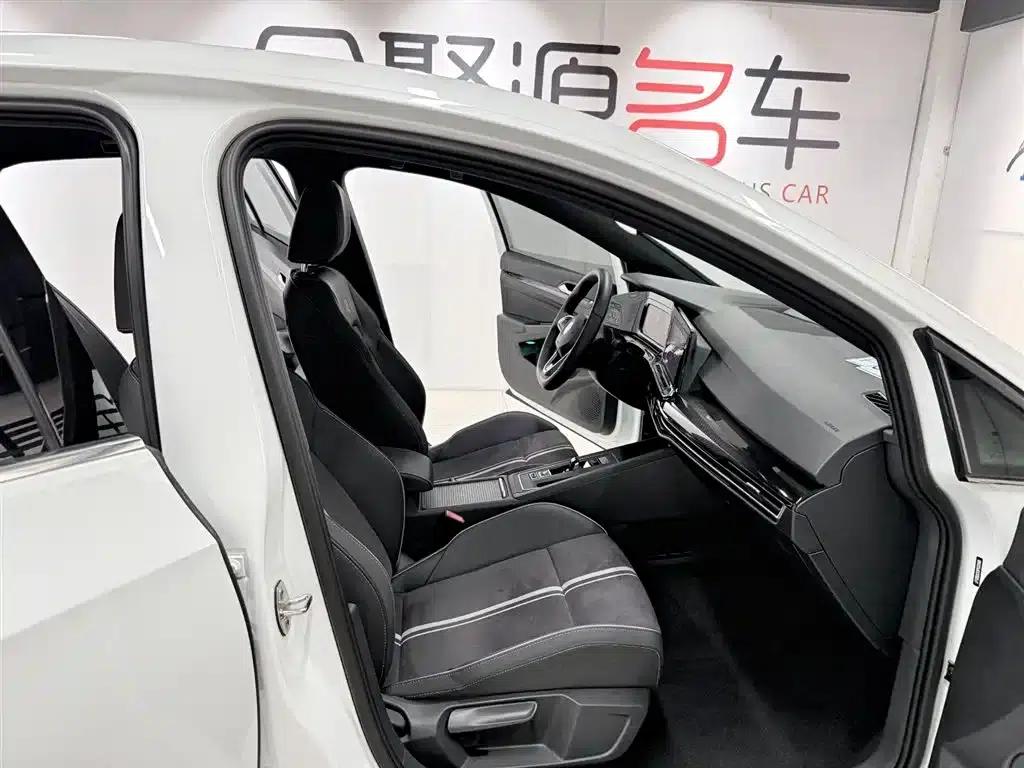 2023 Golf Facelift 280TSI DSG R-Line — миниатюра 16