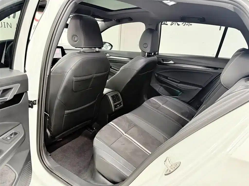 2023 Golf Facelift 280TSI DSG R-Line — миниатюра 10