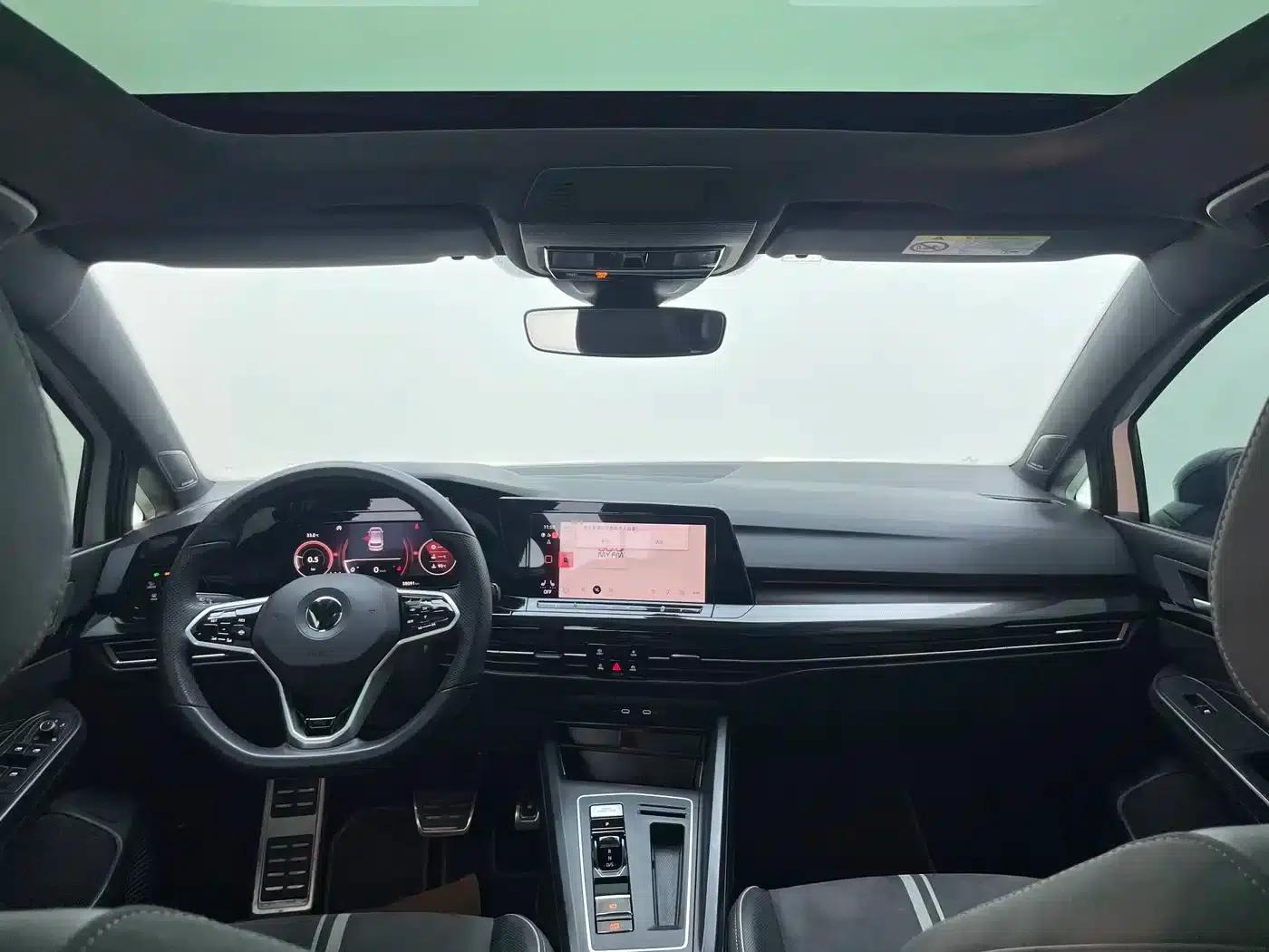 2023 Golf 280TSI DSG R-Line Lite — миниатюра 29
