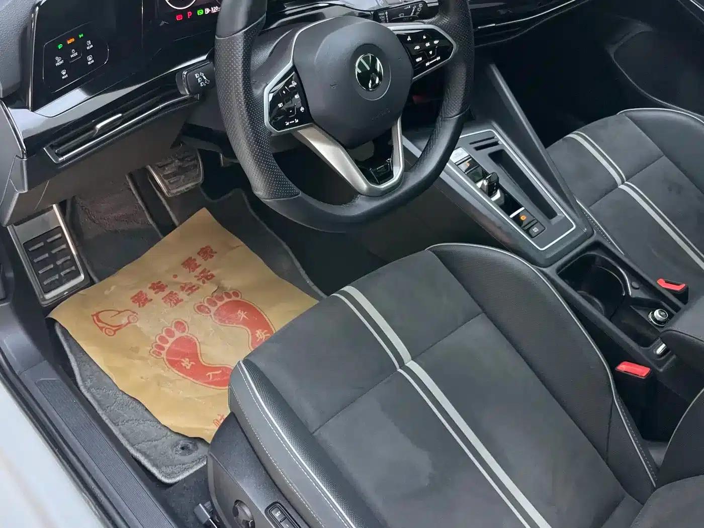 2023 Golf 280TSI DSG R-Line Lite — миниатюра 9