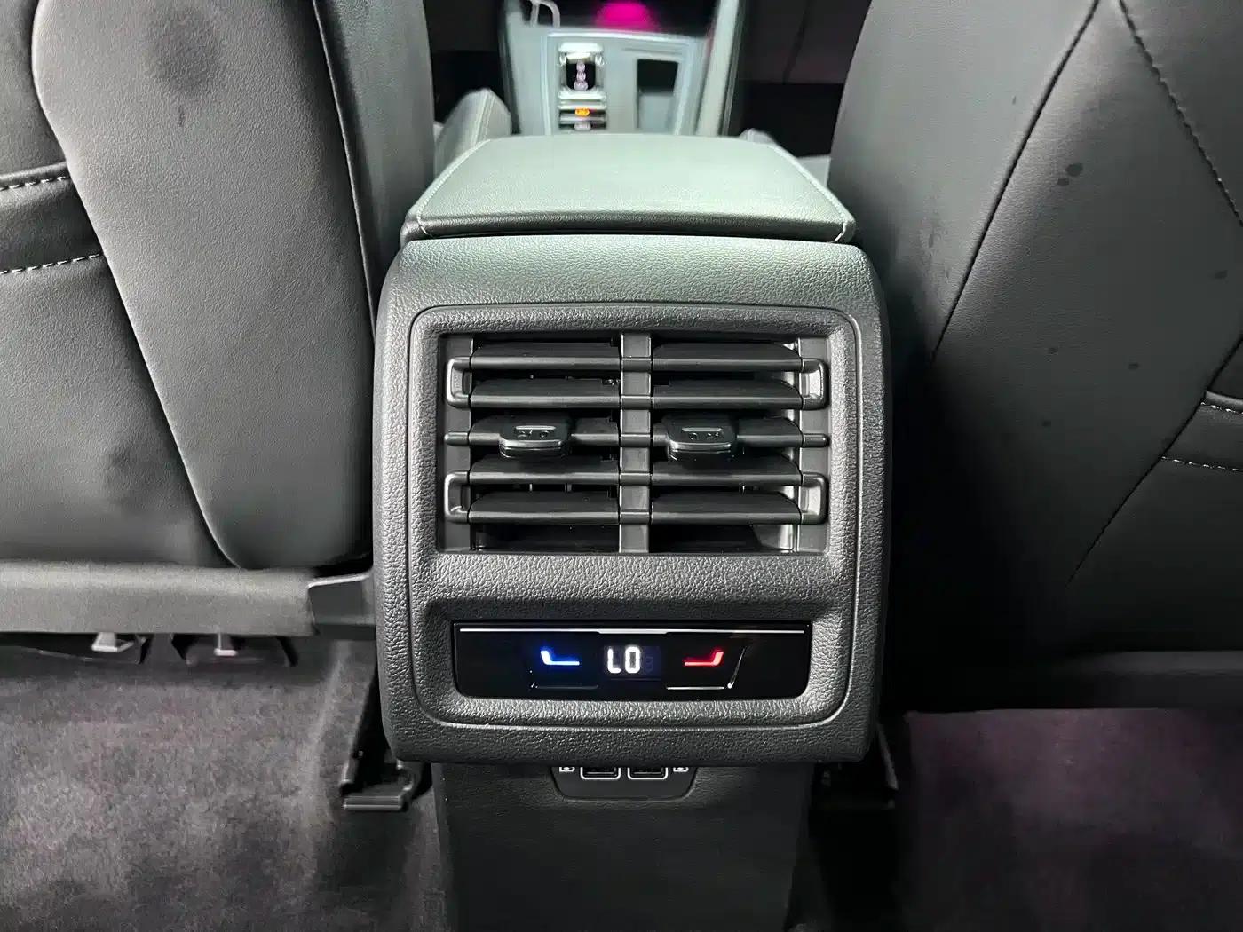 2023 Golf Facelift 280TSI DSG R-Line Lite — миниатюра 13