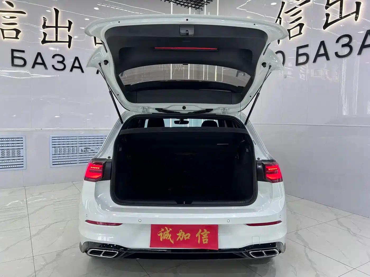 2023 Golf Facelift 280TSI DSG R-Line Lite — миниатюра 17