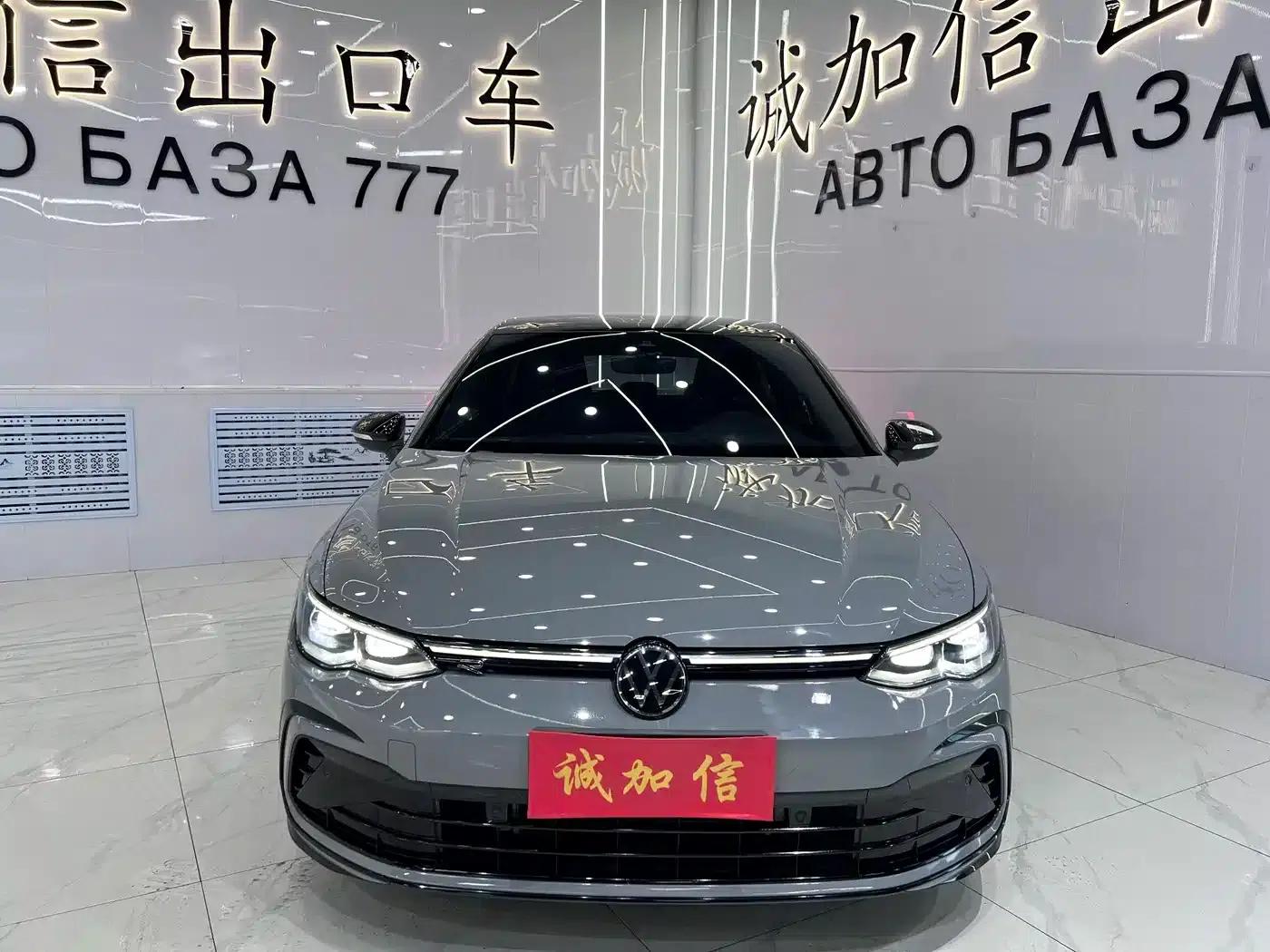 2023 Golf 280TSI DSG R-Line Lite — миниатюра 2