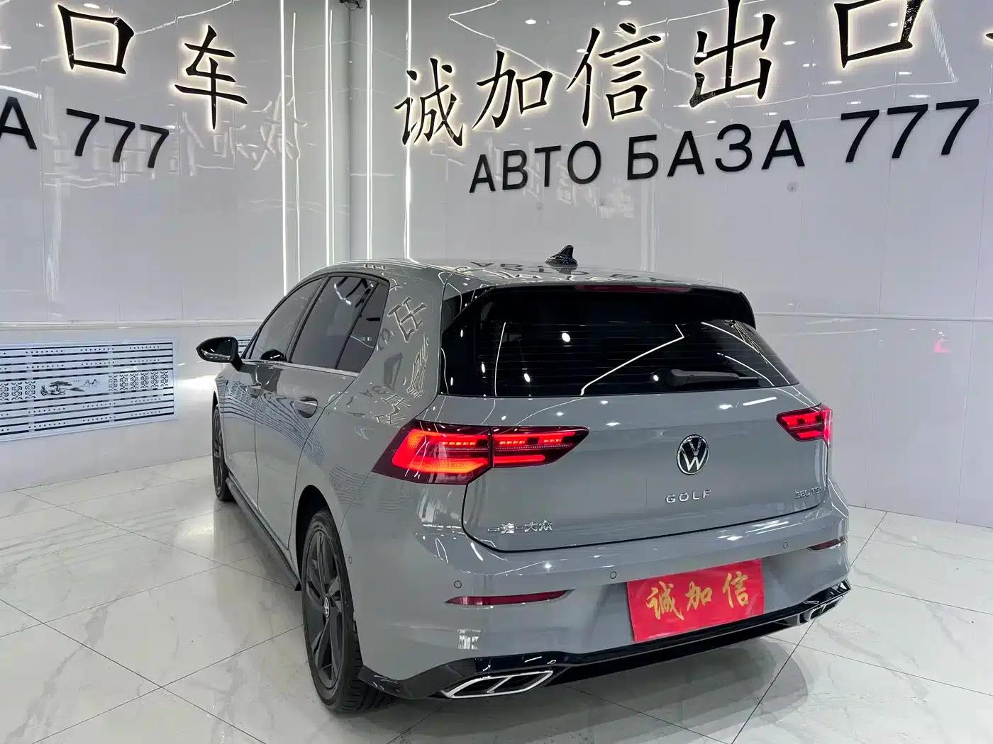 2023 Golf 280TSI DSG R-Line Lite — миниатюра 6