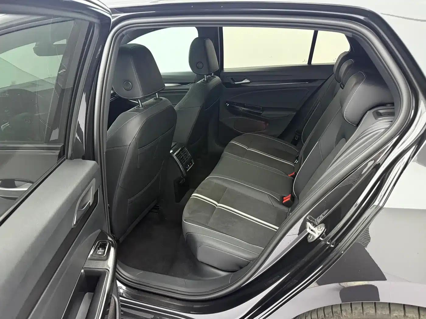2021 Golf 280TSI DSG R-Line — миниатюра 12