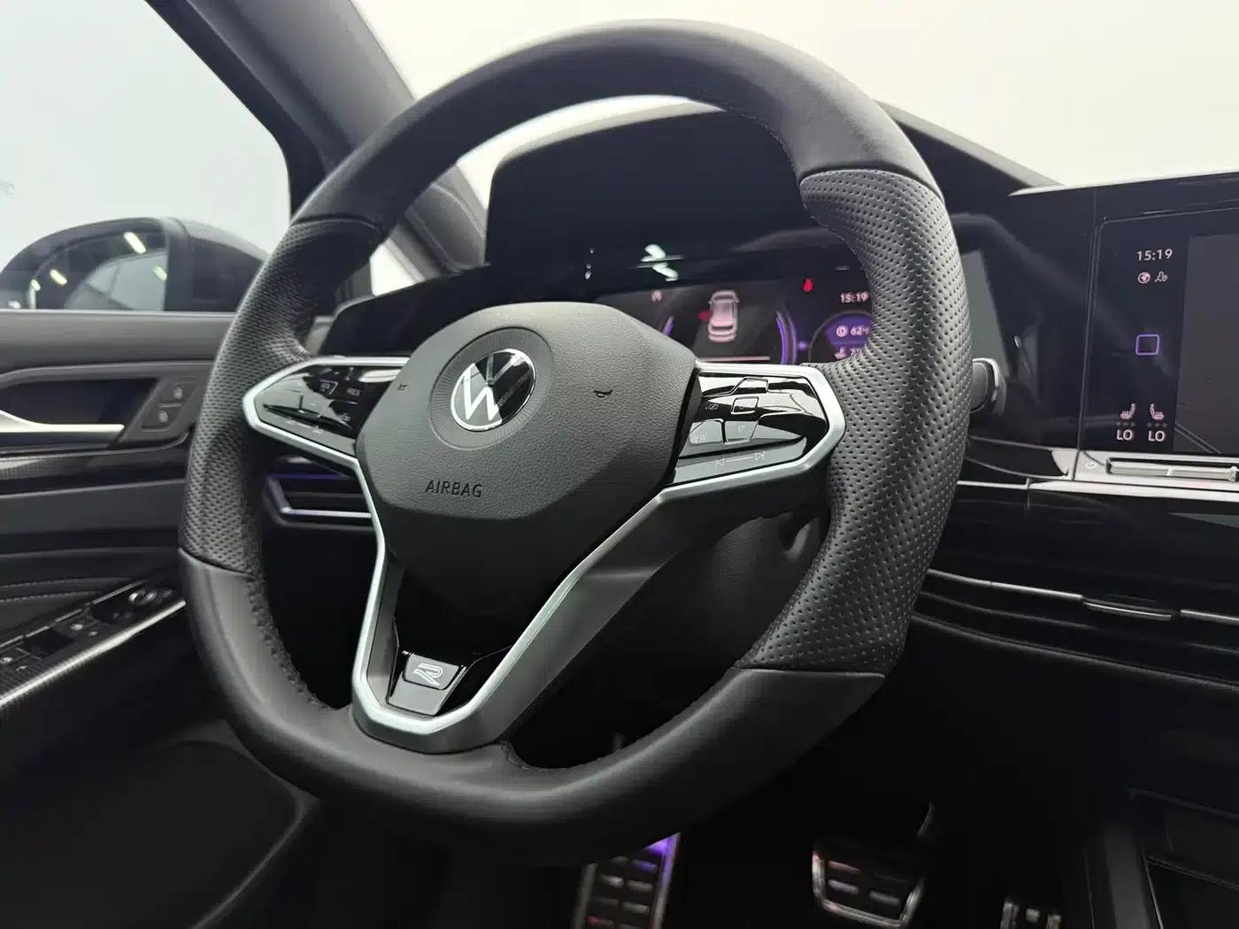 2021 Golf 280TSI DSG R-Line — миниатюра 14