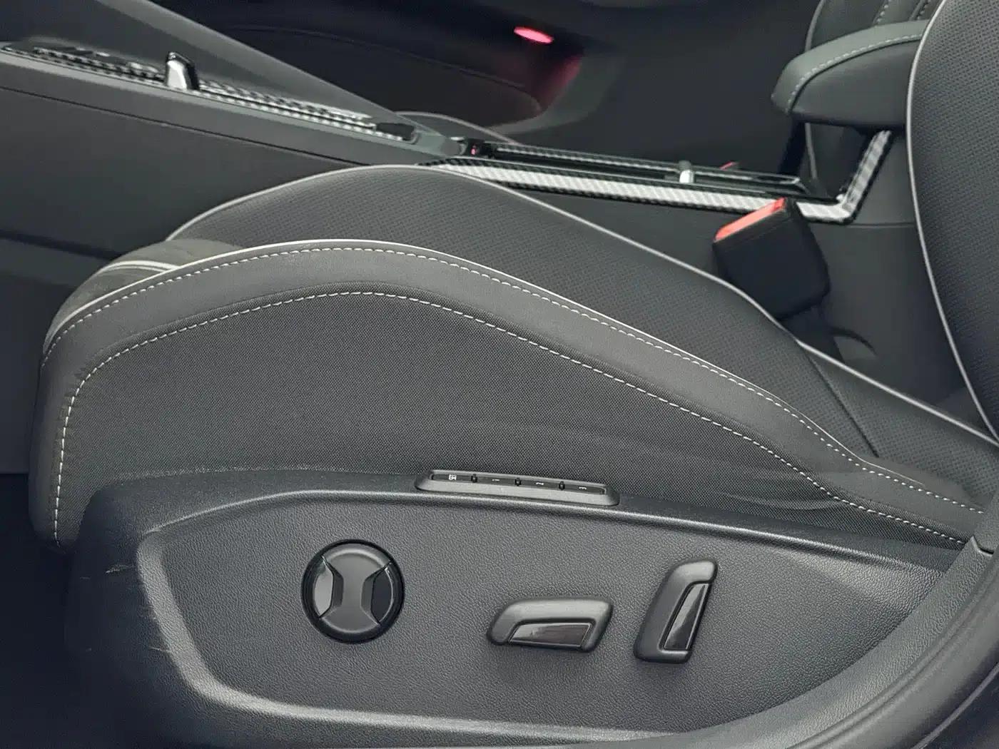 2021 Golf 280TSI DSG R-Line — миниатюра 19