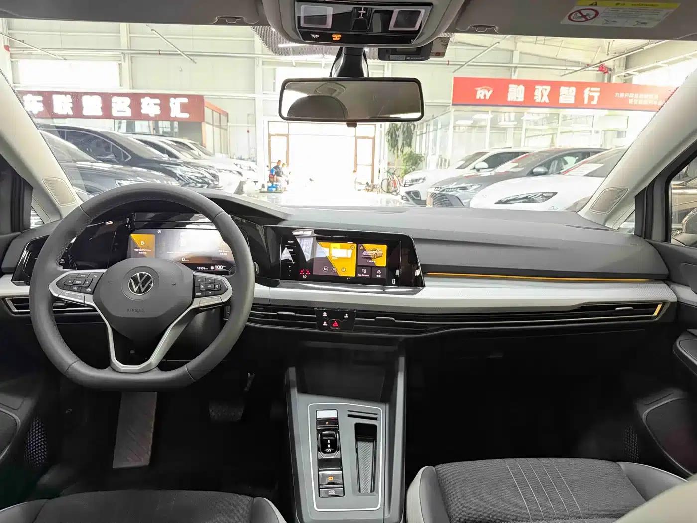2023 Golf 280TSI DSG Pro — миниатюра 14