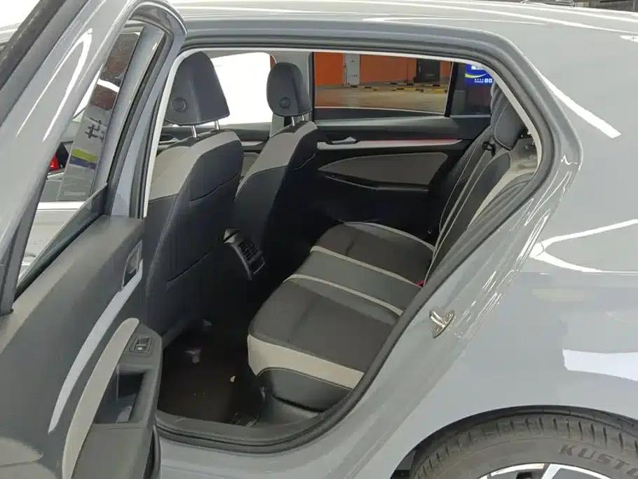 2023 Golf Facelift 280TSI DSG Pro — миниатюра 11