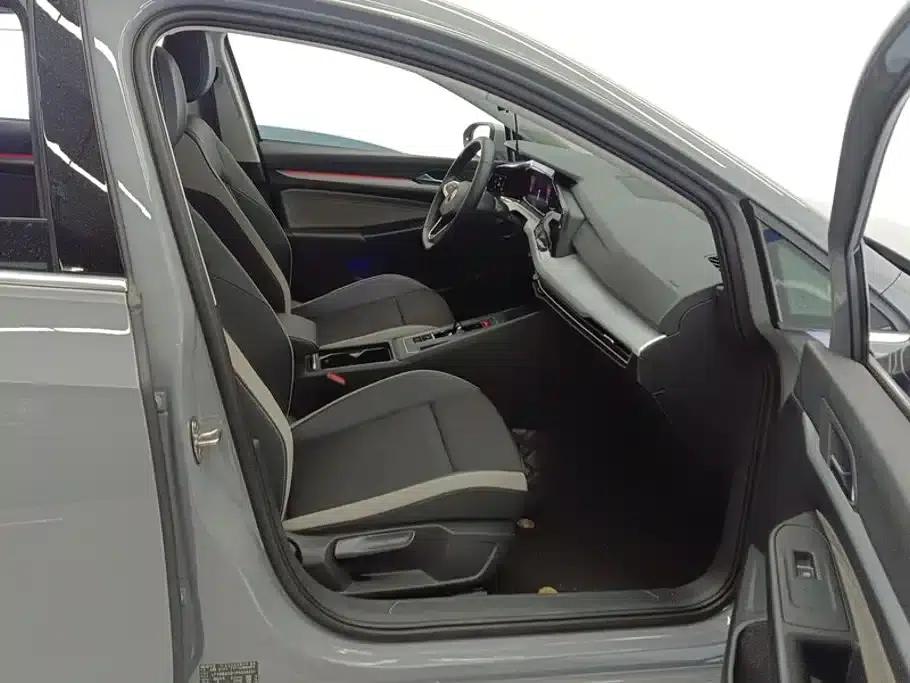 2023 Golf Facelift 280TSI DSG Pro — миниатюра 8