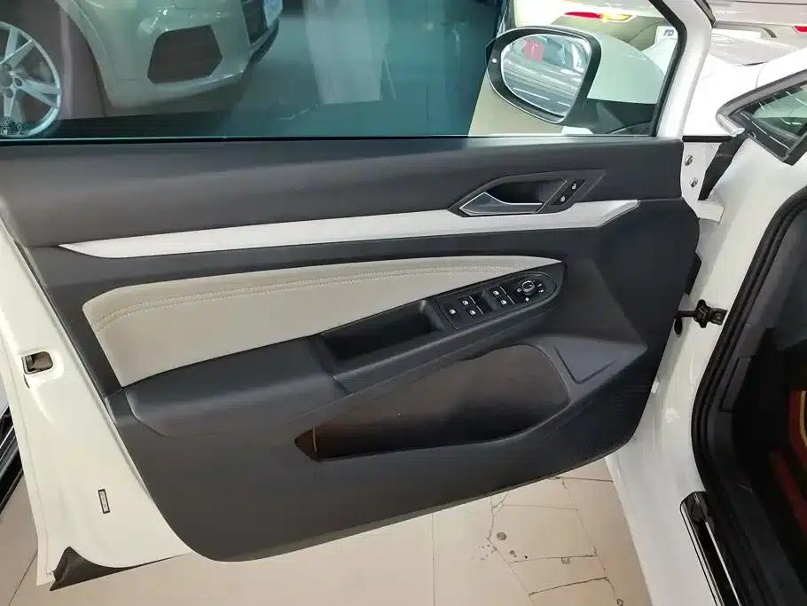 2021 Golf 280TSI DSG Pro — миниатюра 7