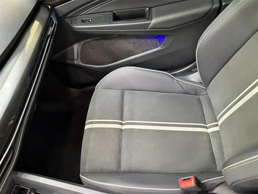 2021 Golf 280TSI DSG R-Line — миниатюра 13