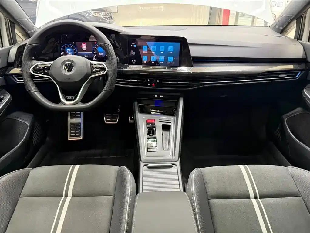 2021 Golf 280TSI DSG R-Line — миниатюра 20