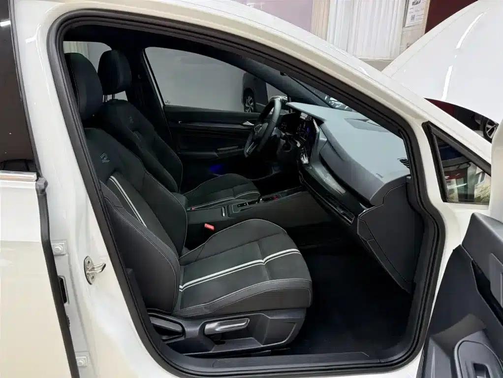 2021 Golf 280TSI DSG R-Line — миниатюра 21