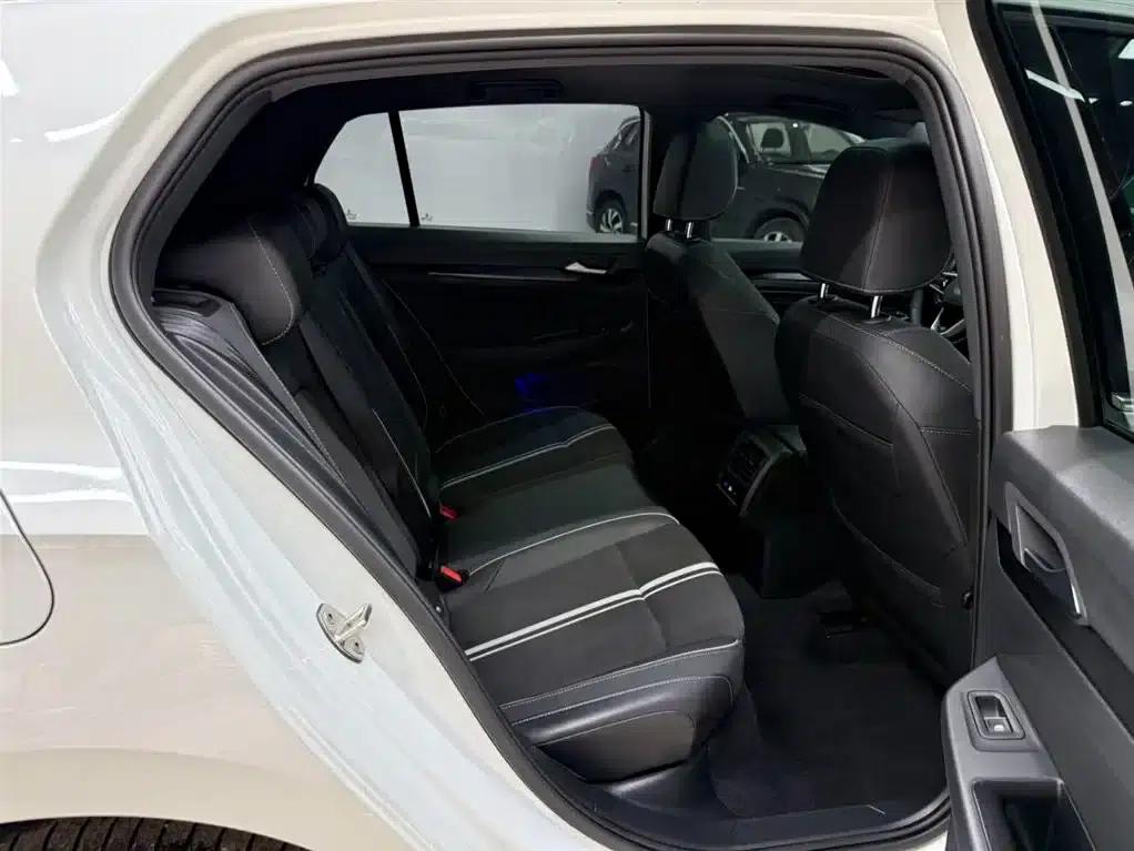 2021 Golf 280TSI DSG R-Line — миниатюра 22