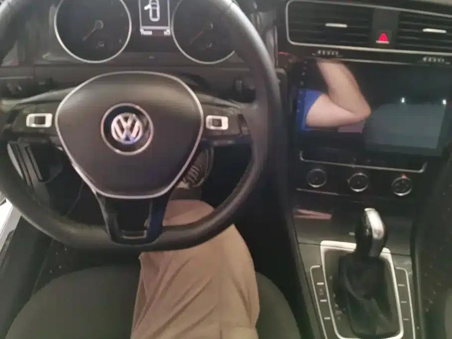 2018 Golf 230TSI Automatic Comfort — миниатюра 12