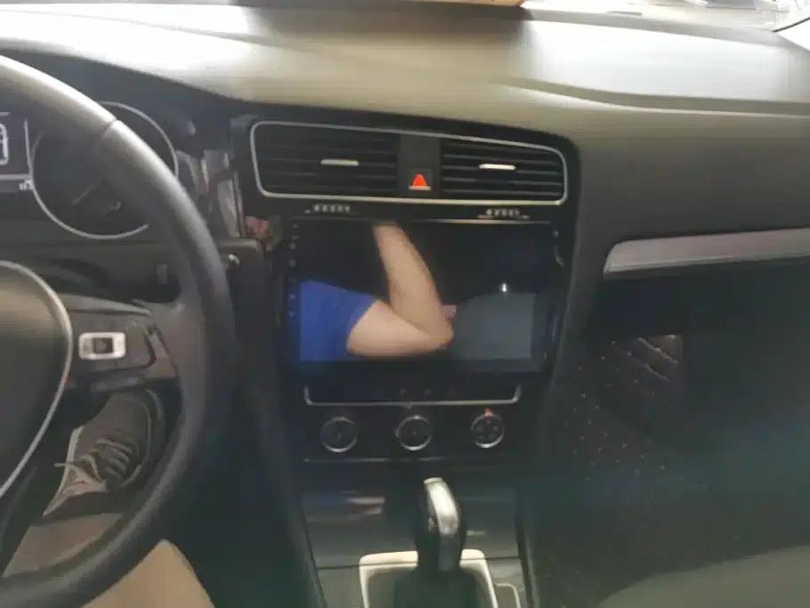 2018 Golf 230TSI Automatic Comfort — миниатюра 13