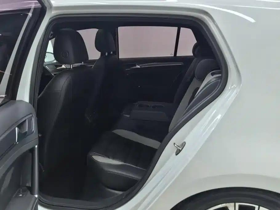 2019 Golf 280TSI DSG R-Line (China VI Emission Standard) — миниатюра 11