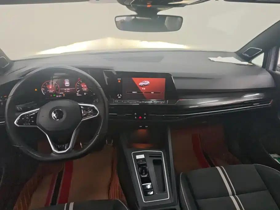 2021 Golf 280TSI DSG R-Line — миниатюра 12