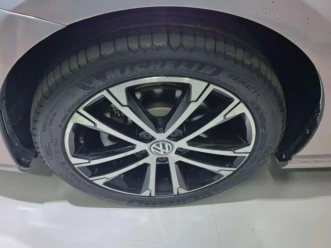 2015 Golf 1.4TSI Automatic R-Line — миниатюра 13