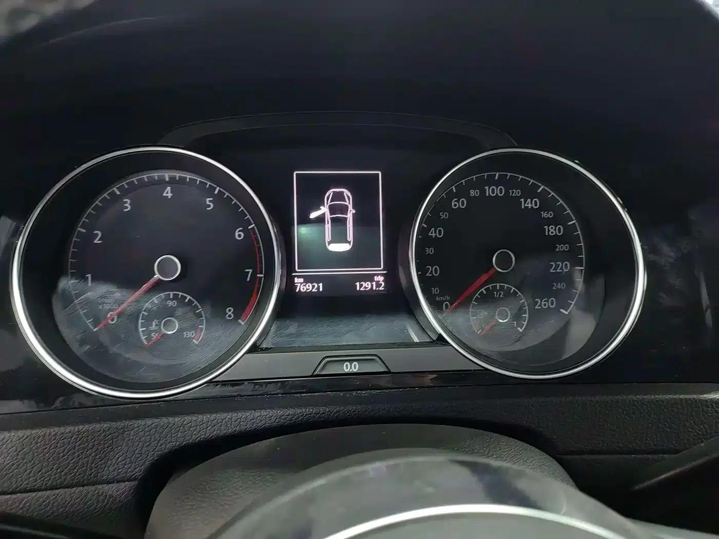 2015 Golf 1.4TSI Automatic R-Line — миниатюра 5