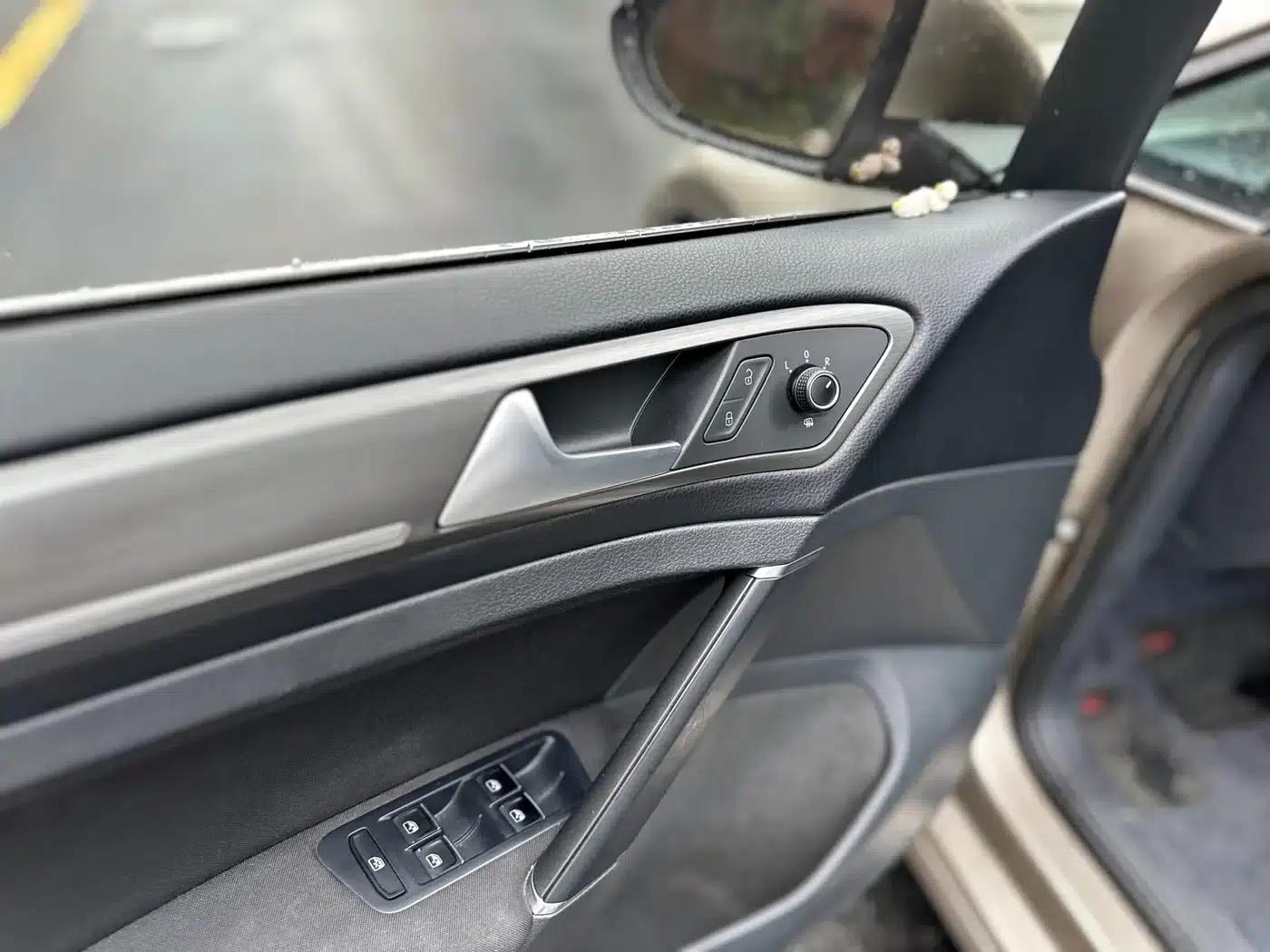 2016 Golf 1.6L Automatic Comfort — миниатюра 7