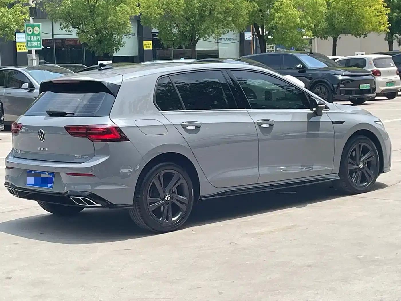 2023 Golf 280TSI DSG R-Line Lite — миниатюра 14
