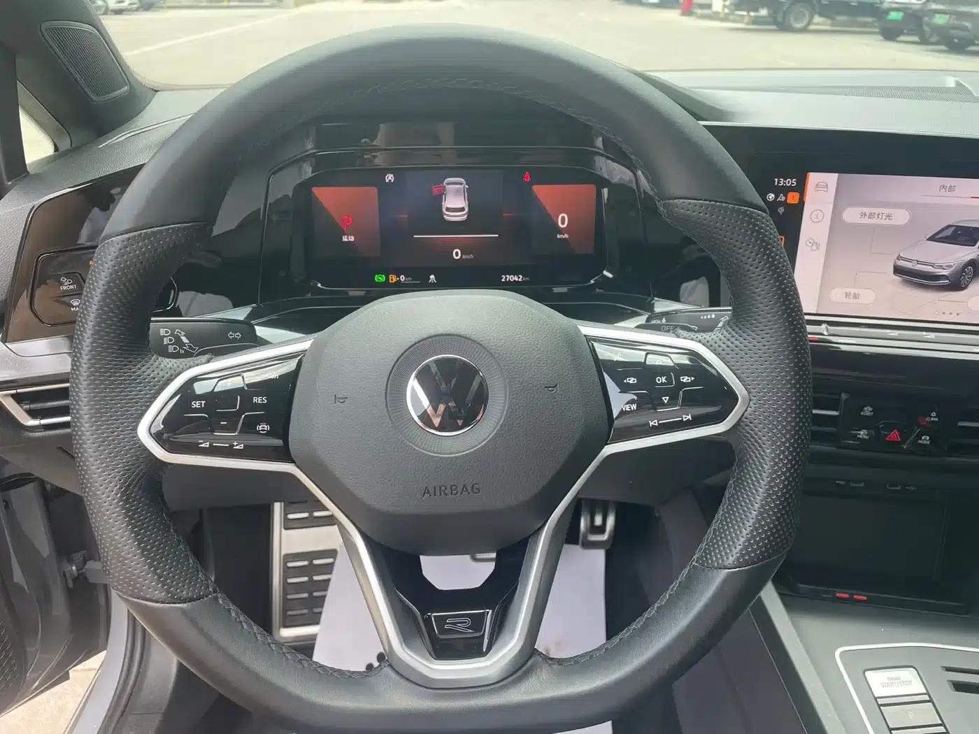 2023 Golf 280TSI DSG R-Line Lite — миниатюра 8