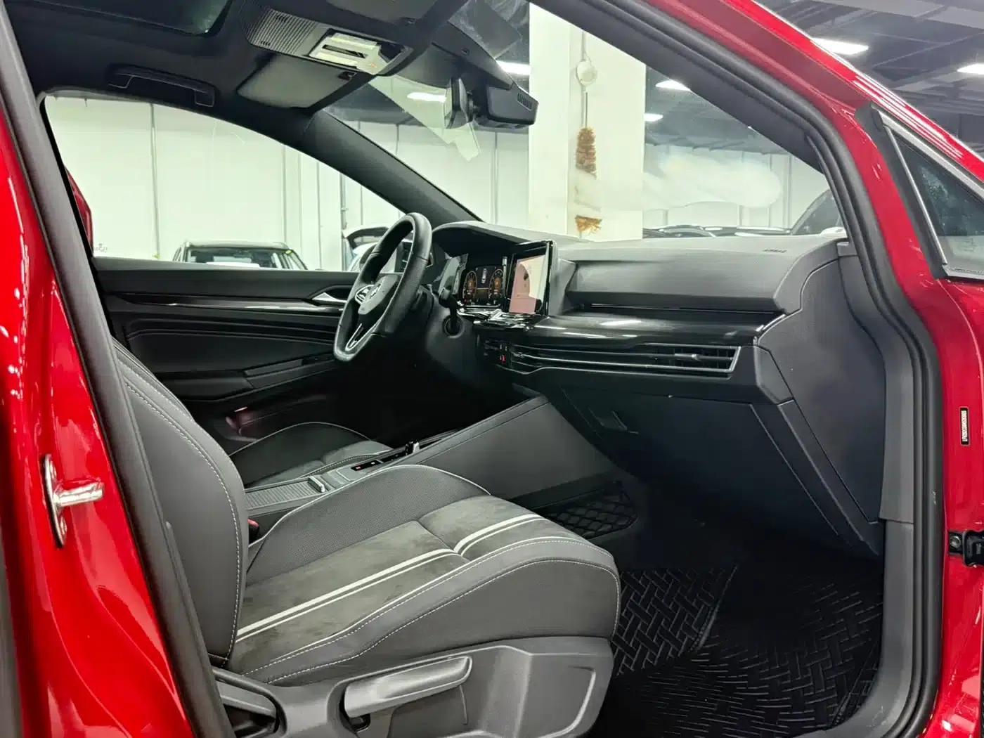 2021 Golf 280TSI DSG R-Line — миниатюра 19