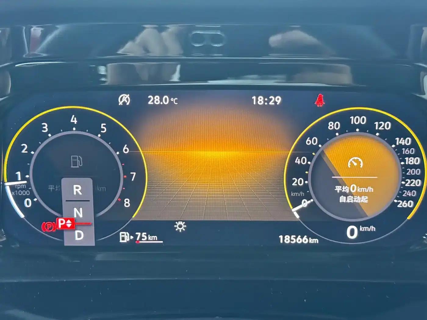 2021 Golf 280TSI DSG R-Line — миниатюра 8