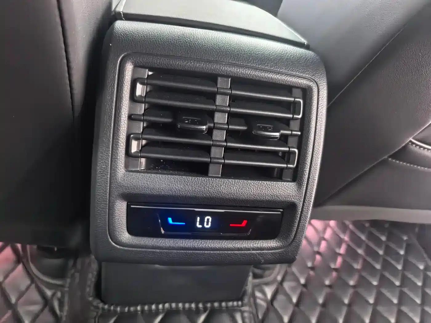 2023 Golf Facelift 280TSI DSG R-Line Lite — миниатюра 19