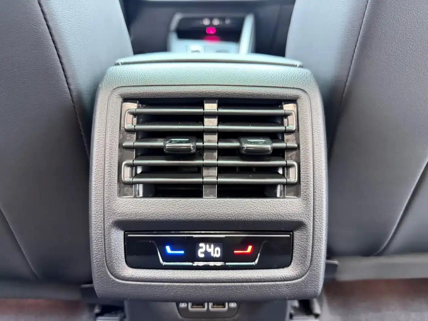 2023 Golf 280TSI DSG R-Line Lite — миниатюра 19