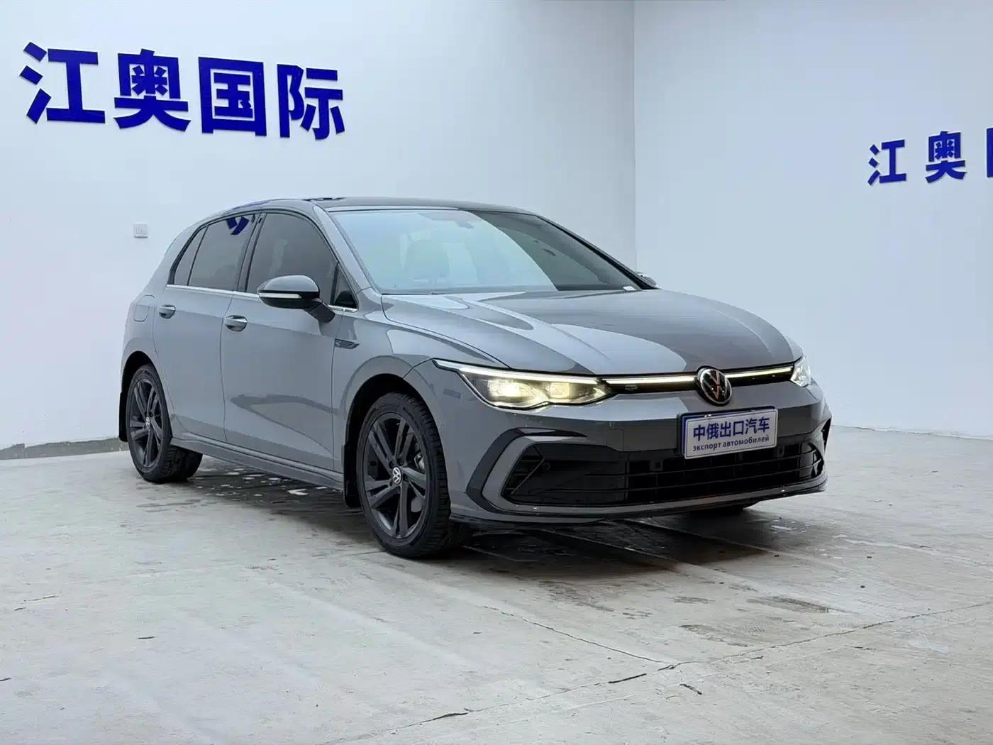 2023 Golf 280TSI DSG R-Line Lite — миниатюра 3