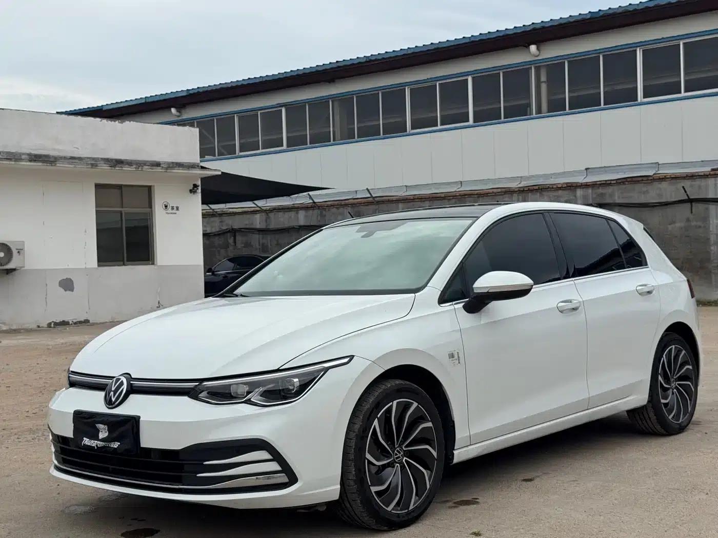 2021 Golf 280TSI DSG 30th Anniversary Edition — миниатюра 1
