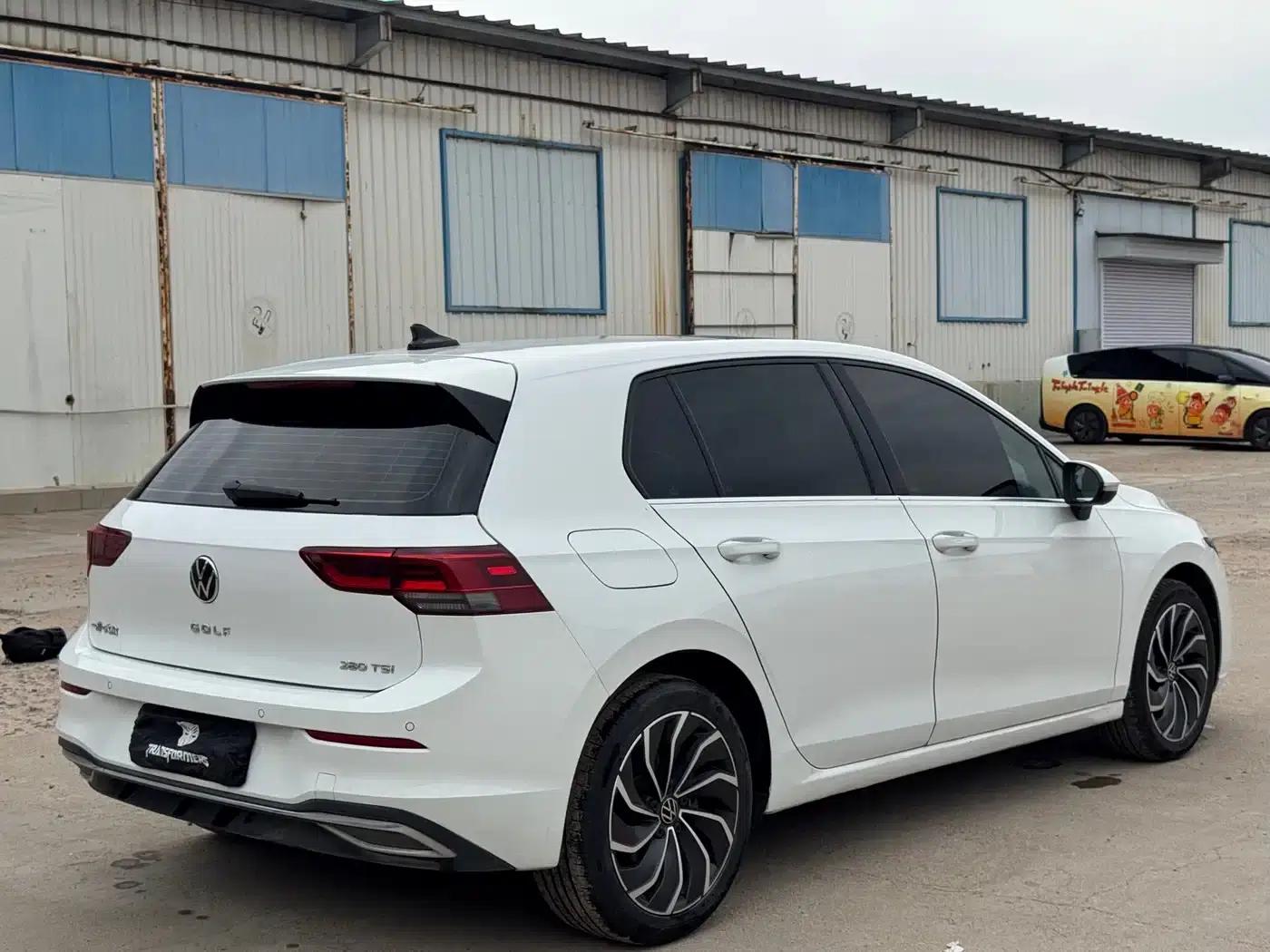 2021 Golf 280TSI DSG 30th Anniversary Edition — миниатюра 9