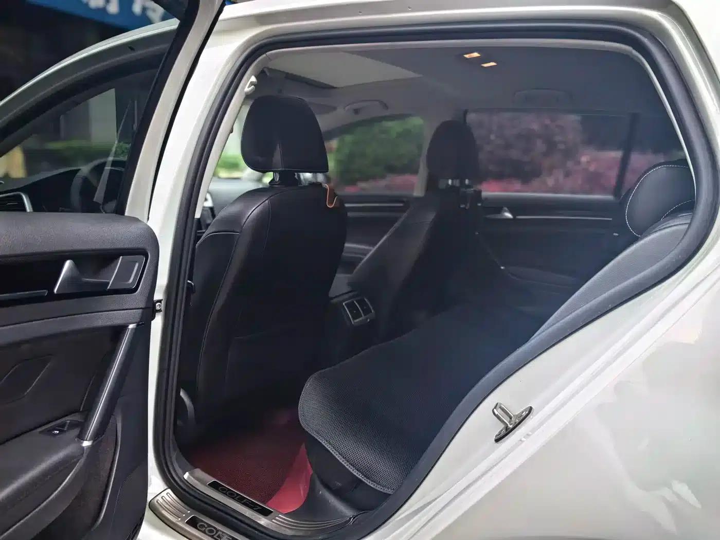 2016 Golf 230TSI Automatic Luxury — миниатюра 14