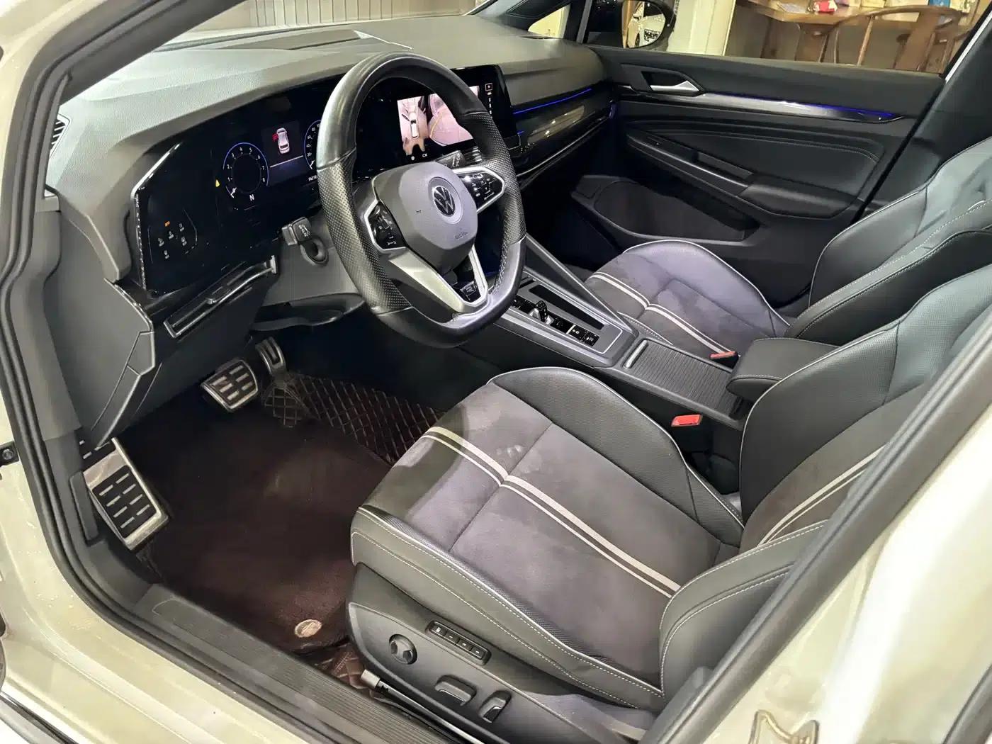2023 Golf 280TSI DSG R-Line Lite — миниатюра 11