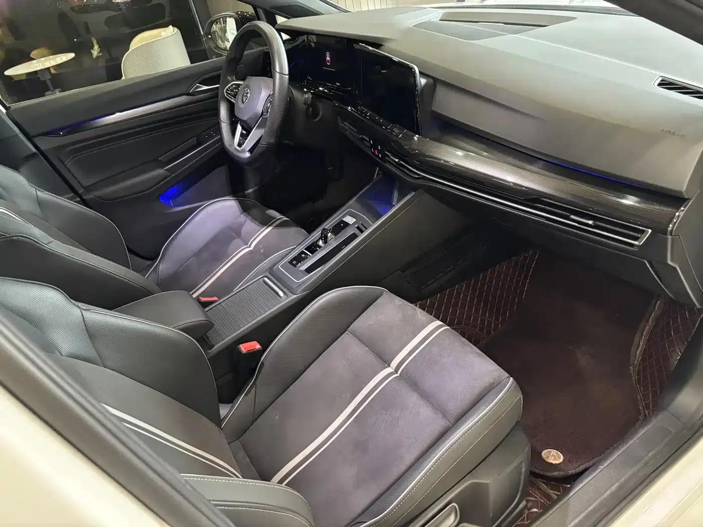 2023 Golf 280TSI DSG R-Line Lite — миниатюра 18