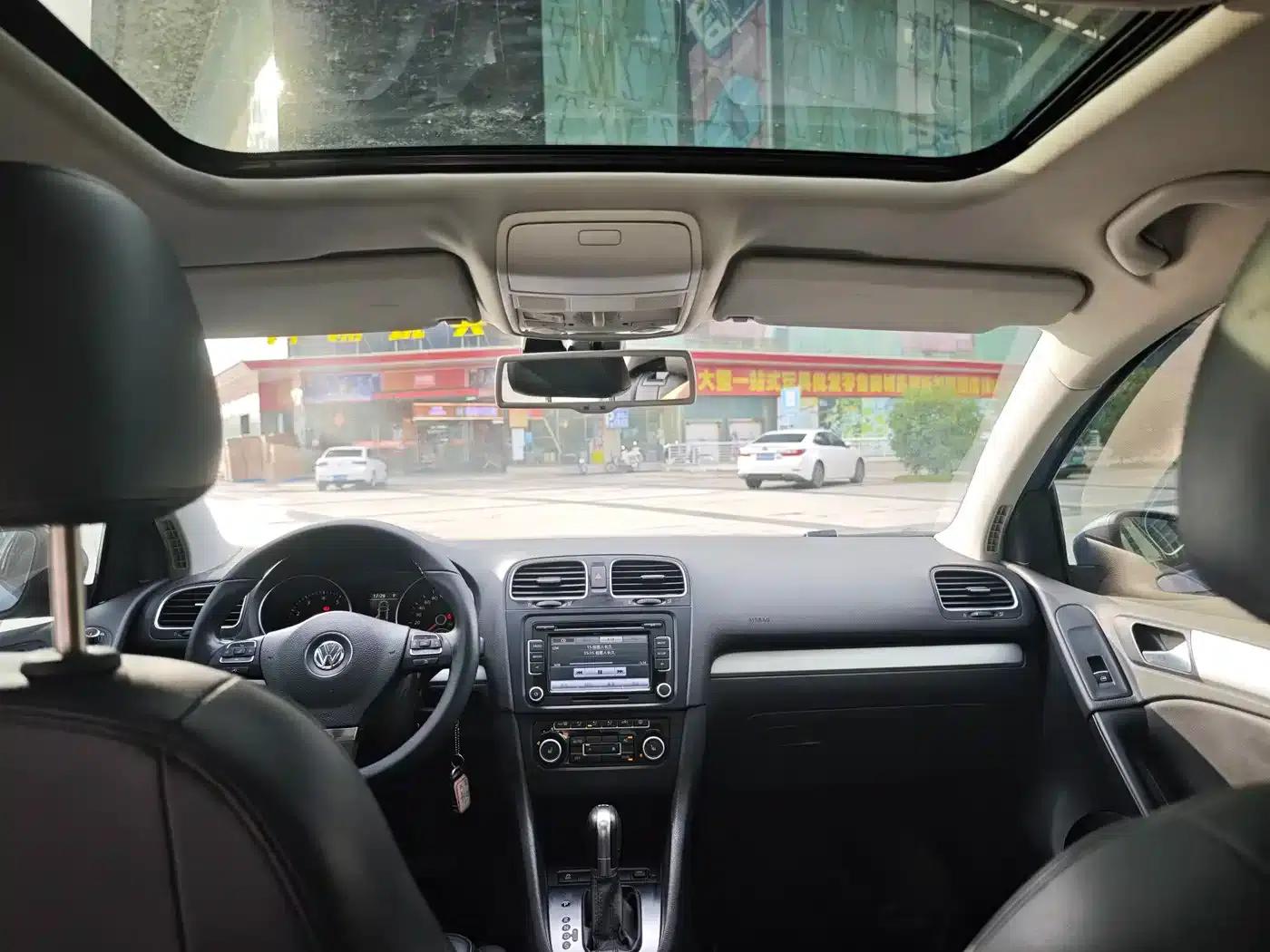 2012 Golf 1.4TSI Automatic Luxury — миниатюра 11