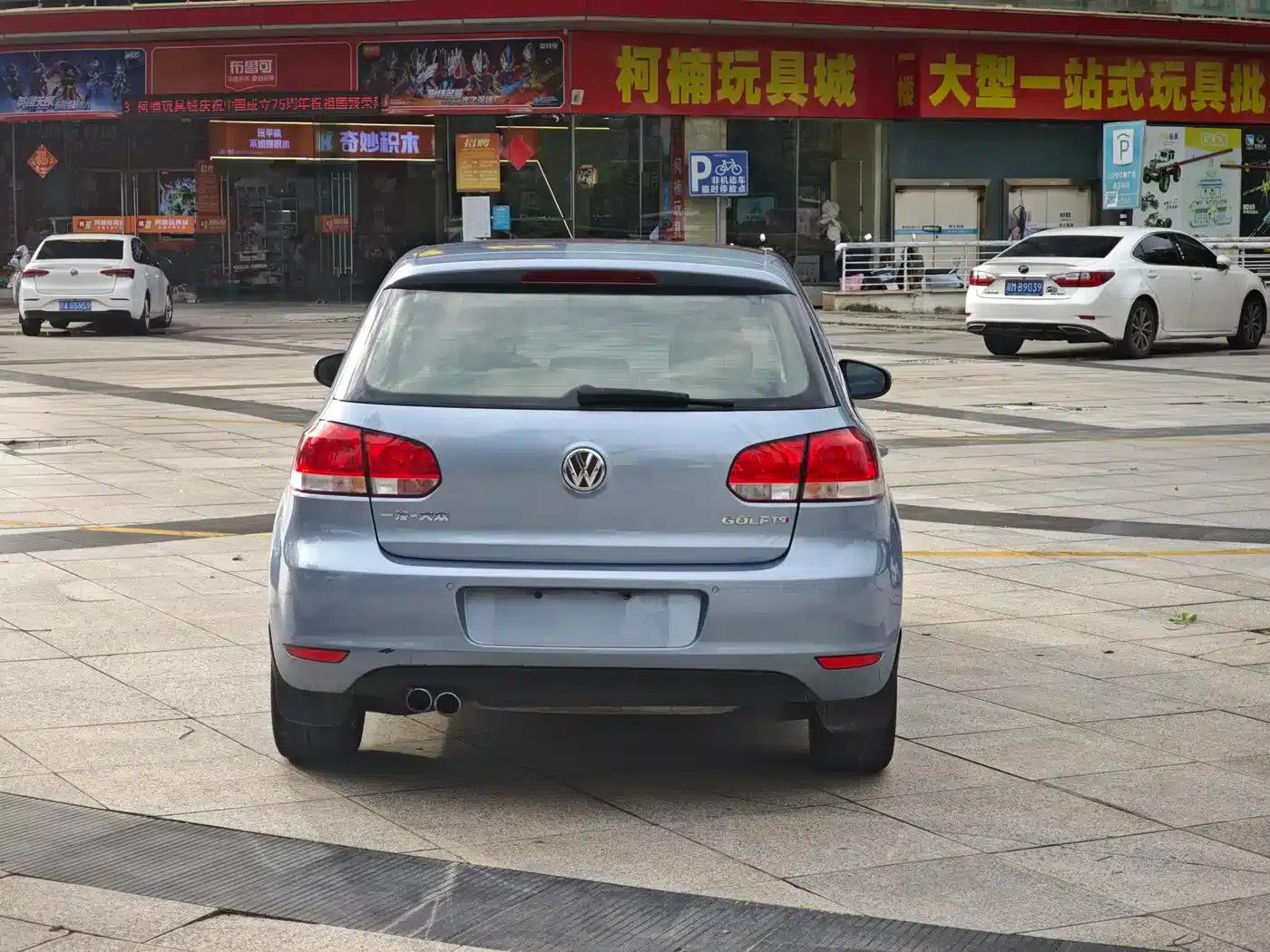2012 Golf 1.4TSI Automatic Luxury — миниатюра 14