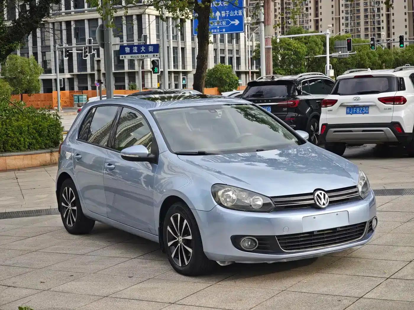 2012 Golf 1.4TSI Automatic Luxury — миниатюра 3