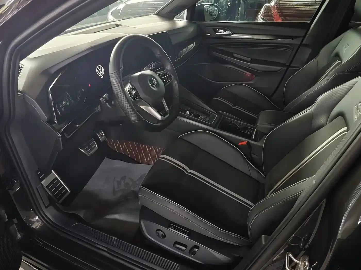 2021 Golf 280TSI DSG R-Line — миниатюра 7